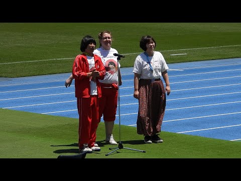 フランポネさん日本語・フランス語漫才と藤田ゆみさんスペイン語漫談