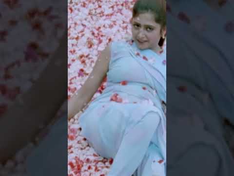 কখন কার চোখে মন হারাবে কেউ জানে না #shorts #shortvideos #banglagan #bengalimoviesong #romanticsong