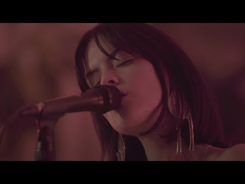 The Marías - Only In My Dreams (Live)