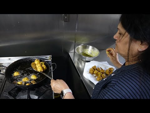 Kale (Palak) Bhajia Recipe and Vegan Dahi Puri | Indian Street Food | at "Shri Lakshmi Foods" London