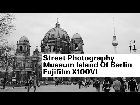 Relaxing Street Photography at the Museum Island of Berlin. #x100vi #streetphotography #pointofview