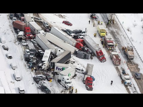 Chaos in California Today! Heavy Snow Storm Causing Traffic Accident in Truckee