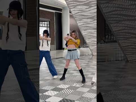 Itzy Gold Yuna fancam💛 #itzy #gold #kpop #coverdance