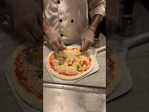 Pizza making in kolkata 😋