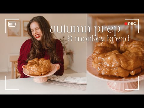 Prepping for fall 🍁 Joanna Gaines' Monkey Bread recipe & autumn decor!