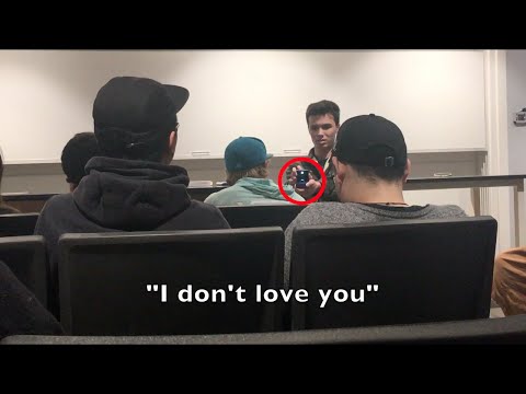 Marriage Proposal Rejection in Lecture Prank