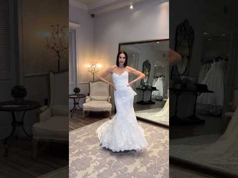 BRAND NEW Rita Vinieris Lace Wedding Dress!