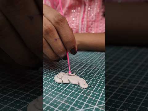 আজ বানালাম মাটি দিয়ে রাখি #clay #art #shorts #viralvideo