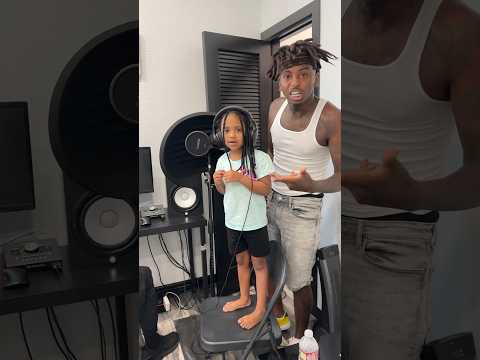 Londyn makes her first song in the studio #shorts