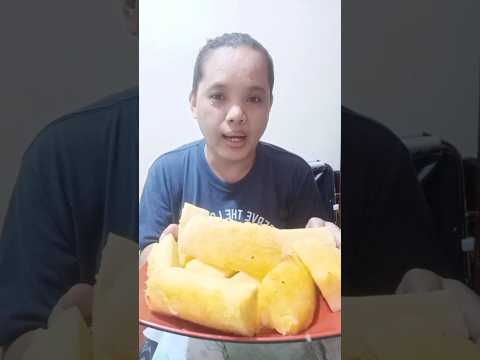 Pineapple Mukbang #asmr #asmreating #mukbang #asmrsounds #fruitmukbang #pineapple  #trending #yummy