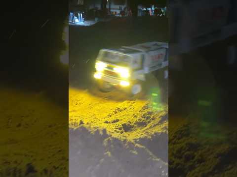 RC Rally Truck LIAZ Dakar night