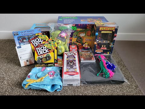 Some of my Christmas gifts! (Streamed)