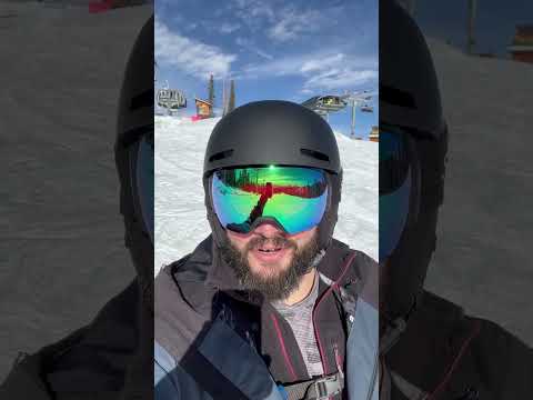 Teaching my girlfriend how to snowboard #funny #snowboarding