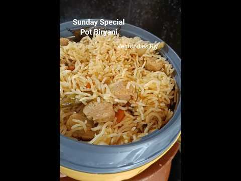 #weekend special pot biryani with butter roasted paneer butter masala curry 🍛🍛🍛🍛@VegfoodiesJ