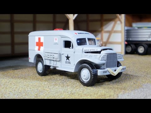 Johnny Lightning 1:64 WWII WC54 Ambulance - U.S. Naval Hospital No. JLML008 Review