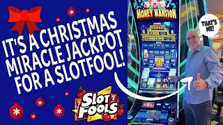 IT'S A CHRISTMAS MIRACLE JACKPOT ON HUFF N' PUFF MONEY MANSION AT RESORTS WORLD  LAS VEGAS