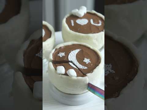 Cute little hot chocolate CAKES!