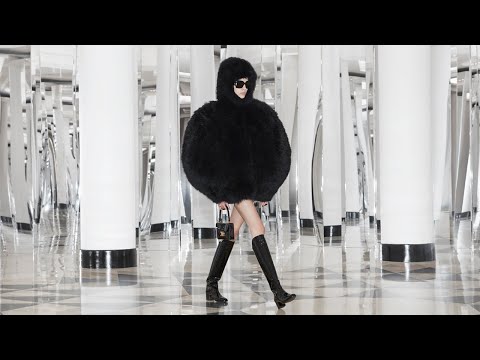 CELINE | Fall Winter 2024/2025 | Paris Fashion Week