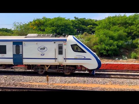 Vande Bharat Express of Indian Railways || Made in India🇮🇳.