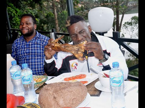 GOLOLA MOSES Vs General Hamza Fungu. Golola Vows To KO Fungu As He Visits Vision Group.