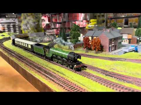 Hornby Flying Scotsman+ESU loksound+Cab light + Seuthe smoke generator