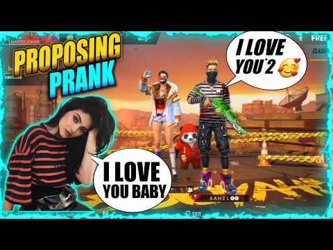 12 YEARS OLD BOY PROPOSED A HOT GIRL IN FREEFIRE PRANK 😂|| SHE ACCEPTED 😱||MUST WATCH