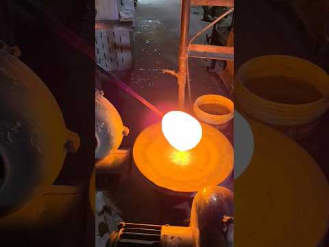 Centrifugal swinging casting made glass Charger Plate