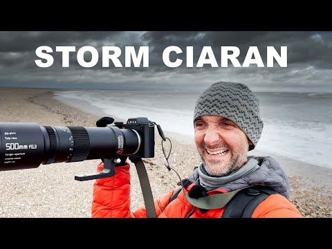 Storm Ciaran - photographer captures powerful waves during the storm