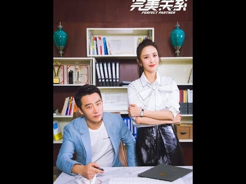 网友片场偶遇黄轩佟丽娅，二人没有演员休息椅坐塑