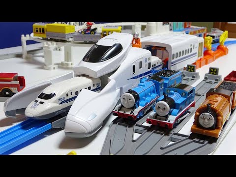 Plarail Thomas ☆ Fun Train Factory & Shinkansen Station