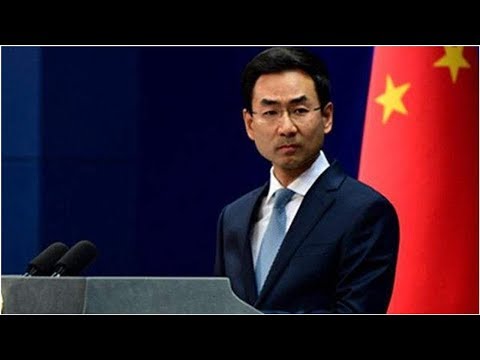 美国两艘导弹驱逐舰进入中国南海 外交部：警告驱离！