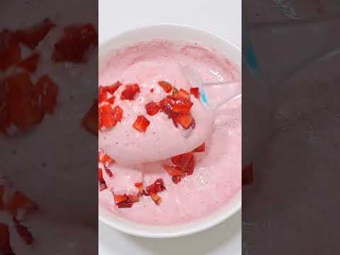 Homemade Strawberry Cream Mousse With Only 4 Ingredients #shorts #strawberry #strawberrymousse