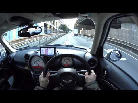 MINI One Crossover POV Short Test Drive