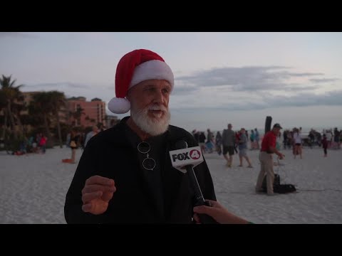 A 15-Year Christmas Eve tradition continues on Fort Myers Beach