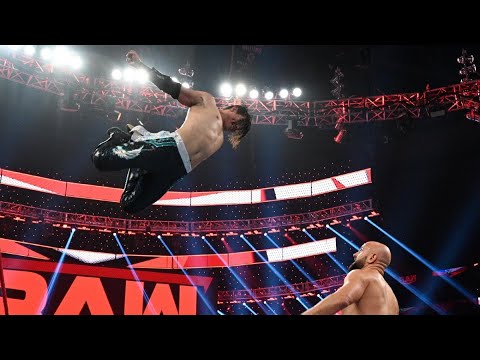 WWE: Diving Crossbody