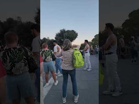 Roma Pinchoi Busking (로마 핀초언덕 버스킹) 핀초언덕  일몰속 흥겨운 노래와 젊은 이들의 춤사위 포플로광장 #여행나그네tv #유럽여행