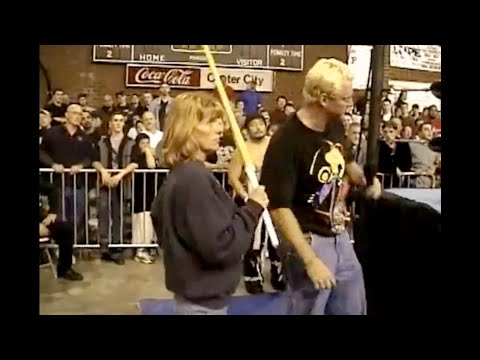 ECW "Fan Cam" Schenectady, NY (4/28/00)