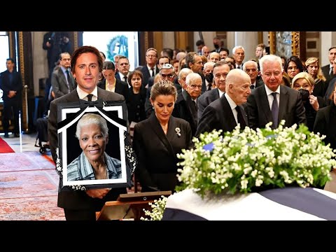 Funeral of Dionne Warwick shed tears with her portrait in front of friends and colleagues