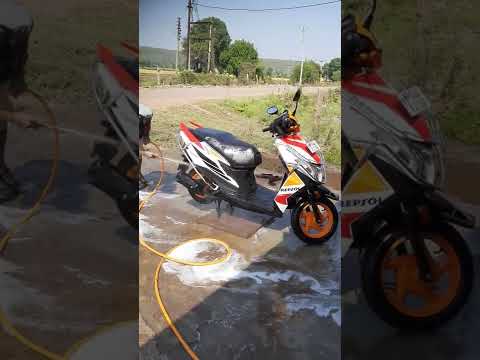 Honda dio repsol edition wash