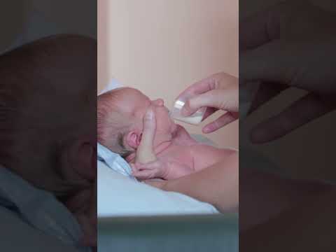 Boost Breastfeeding with Cup Feeding #newborn #baby #breastfeeding #breastmilk