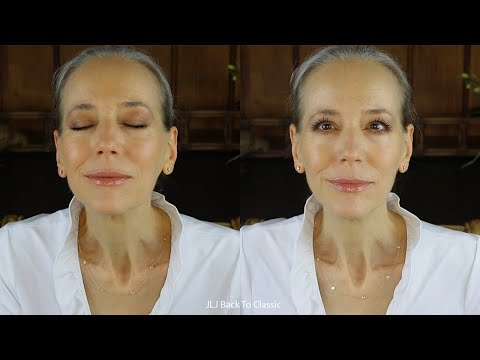 Clean, Classic Makeup Over 60: What I'm Wearing For This Look / Honest Beauty, Mineral Fusion