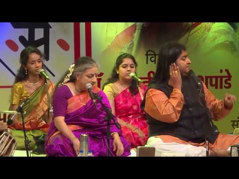 Swaradhish Dr. Bharat Balvalli and Dr. Ashwini Bhide Deshpande perform Gajar together on Black 5