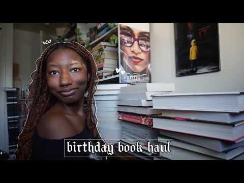 birthday book haul | sff, fall books and s'more!