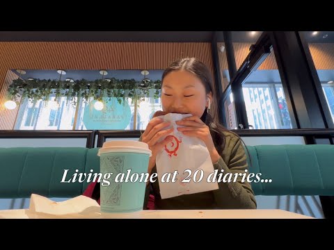 living alone at 20 // how i spend my days (work, hobbies, cafes…)