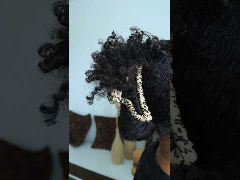 Zigzag claw clip style #hairstyleideas #naturalhair #clawcliphairstyles