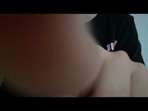 [ASMR] カメラを直接つんつん触りながら耳元で"つんつん"と囁く動画  [Hand Movements/Finger Movements/画面暗め/音フェチ/バイノーラル/wisper]