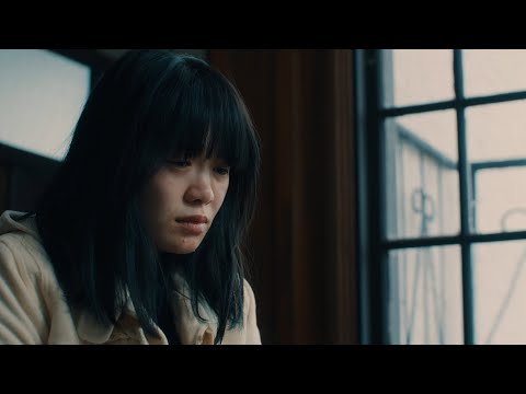 阪神・淡路大震災の翌月に生まれた女性の物語 映画『港に灯がともる』予告編