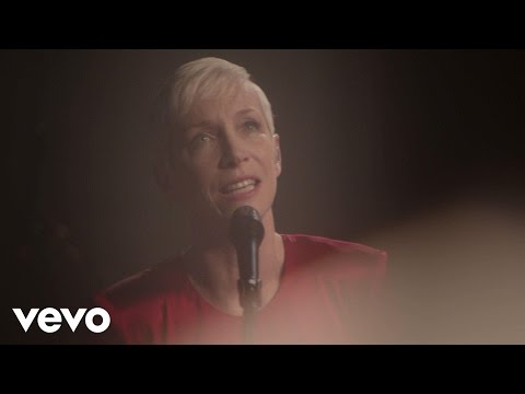 Annie Lennox - September In The Rain (Live)