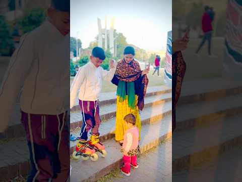 skating time #1000subscriber @anahita5 #trending #love #youtubeshorts #funny #skating #shorts #1k