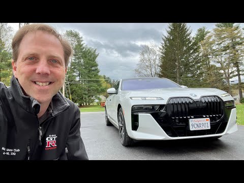 New BMW 760i xDrive Walk-around